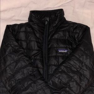 Black Patagonia micropuff jacket